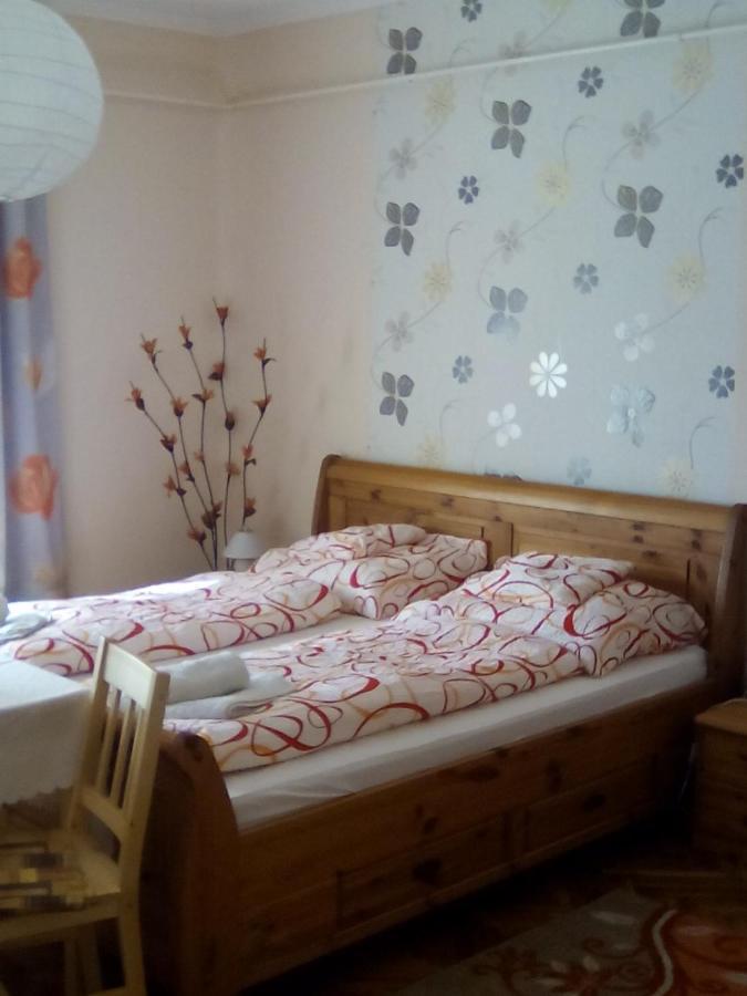 Csilla Apartman Makó Екстериор снимка