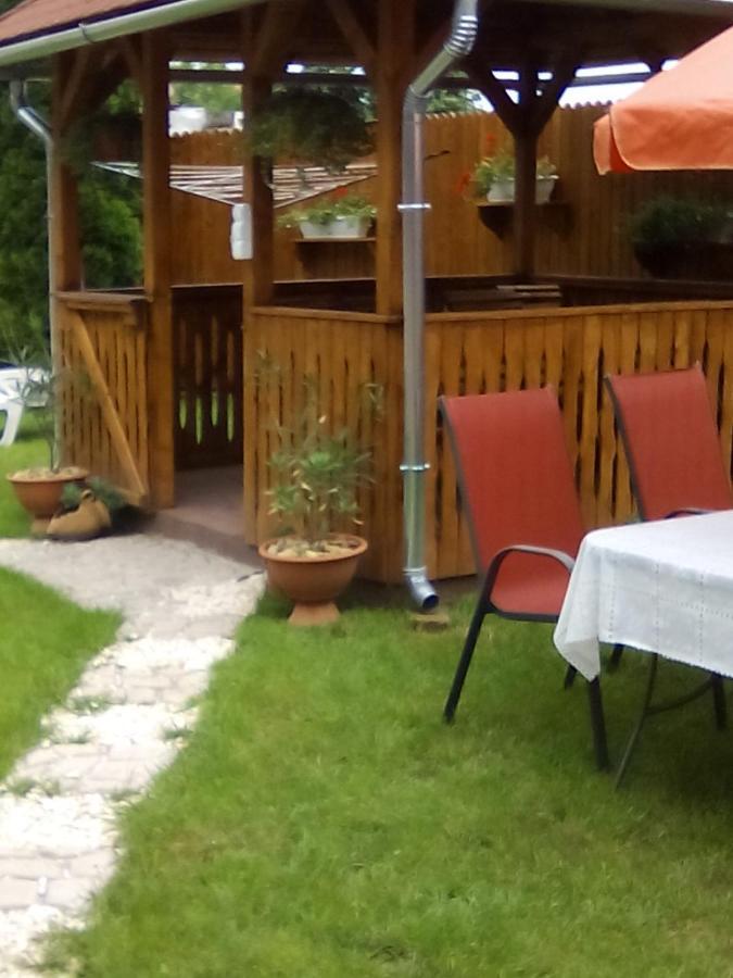 Csilla Apartman Makó Екстериор снимка